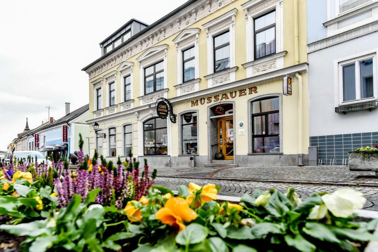 Konditorei Muessauer Waidhofen an der Thaya Eksteriør bilde
